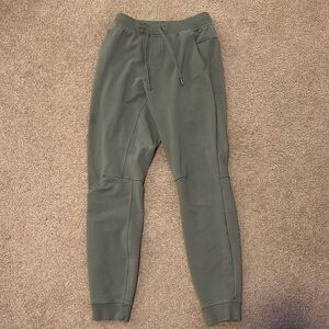 Lululemon pants/joggers in good condition small
